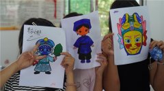 孩子们亲手完成的手绘做品
