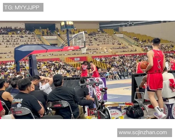 2018年12月30日CBA精彩对决辽宁队迎战上海队全场回顾与精彩瞬间分析